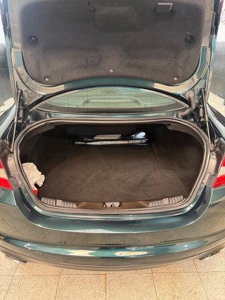 Jaguar XF IVA Deducible
