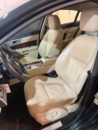 Jaguar XF IVA Deducible