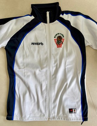 Chaqueta deportiva Askatuak.  Talla 14.