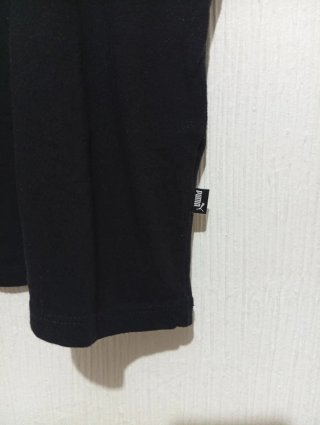 Camiseta Puma Negra Logo Blanco Talla XS