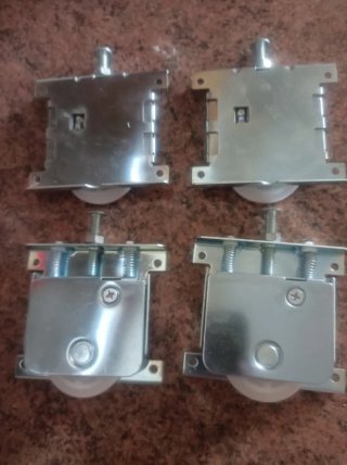 Ruedas para correderas de armario (10 unidades)