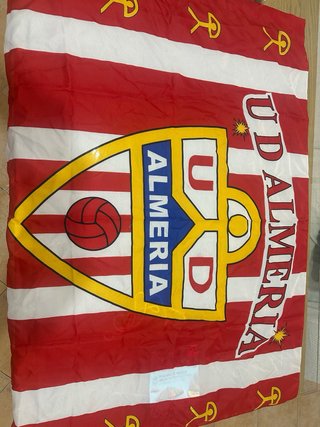 Gorra, bufanda y bandera del UD almeria de futbol