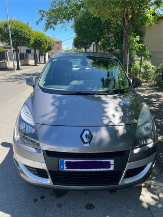 Renault Scénic 1.9 dCi 130 CV