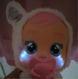 Bebé Llorón Peluche Blanco con luz y sonido