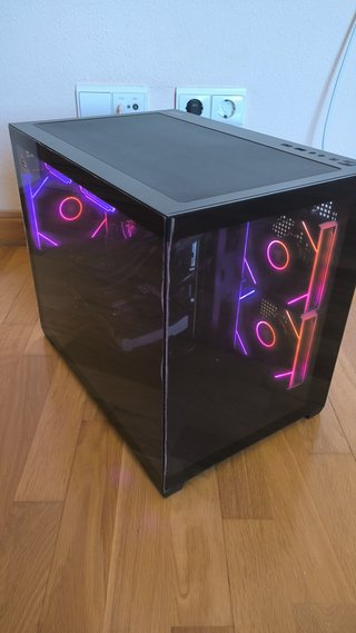 RTX 5060 Ti Ryzen 7 9700X PC GAMING