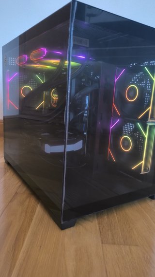RTX 5060 Ti Ryzen 7 9700X PC GAMING