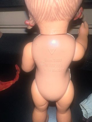 Pequeña Muñeca Hummel Goebel