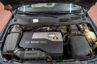 Opel Astra 2.2 16v Bertone Edition