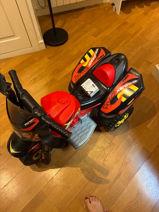 Moto Eléctrica Infantil Feber Motocross buen estad