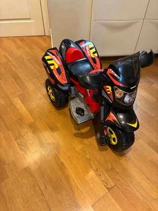 Moto Eléctrica Infantil Feber Motocross buen estad