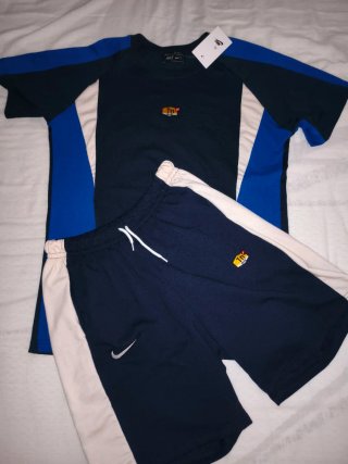 Conjunto deportivo talla L