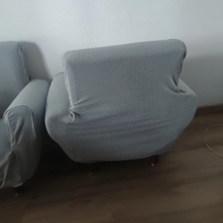 OFERTA SOLO HOY Lote 2 butacas grises con fundas