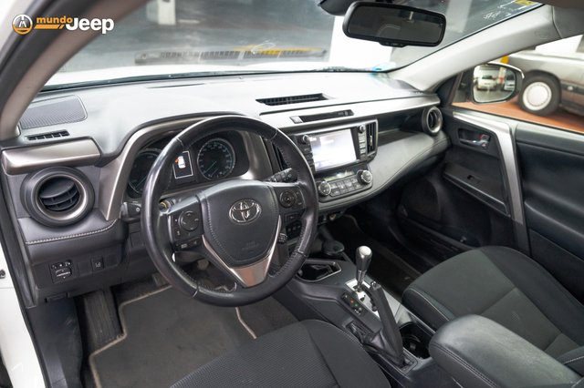 Toyota Rav4 2.5l hybrid 2WD Feel!
