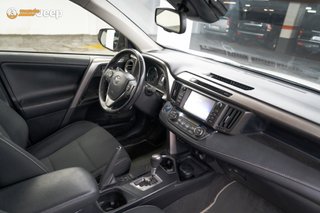 Toyota Rav4 2.5l hybrid 2WD Feel!