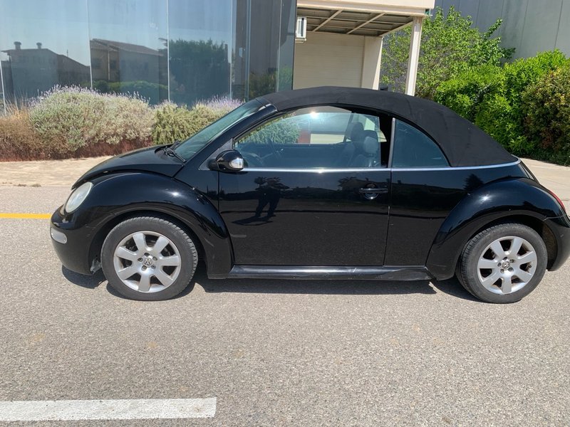 Volkswagen Beetle 2005 cabrio - foto 1