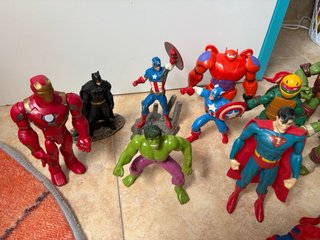 Colección Figuras Superhéroes y Disney