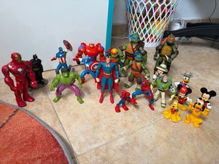 Colección Figuras Superhéroes y Disney