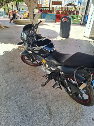 Honda CBF 125 Naked Negra 2012