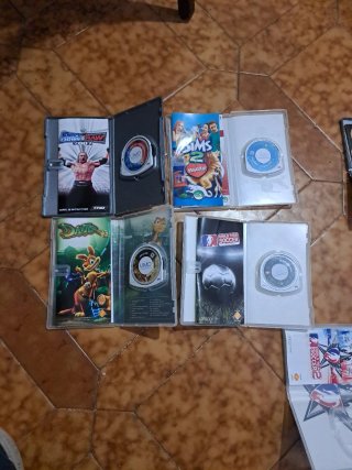 Carátulas Juegos PSP y 4 con juegos