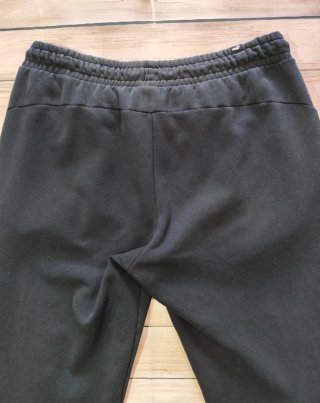 Pantalones Jogger Puma Hombre Logo Minimalista