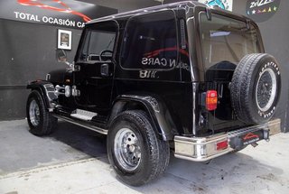 Jeep Wrangler 4.0 180CV