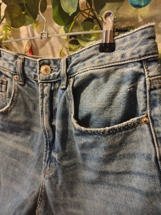 vaqueros Stradivarius  azul claro cintura alta