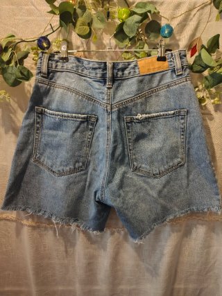 vaqueros Stradivarius  azul claro cintura alta