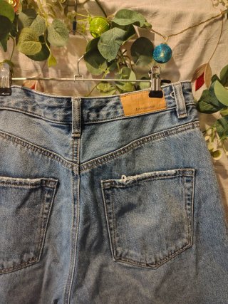 vaqueros Stradivarius  azul claro cintura alta