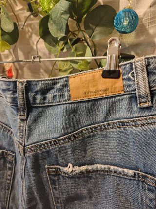 vaqueros Stradivarius  azul claro cintura alta