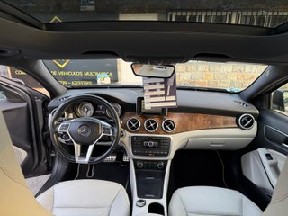 Mercedes-Benz GLA 2014