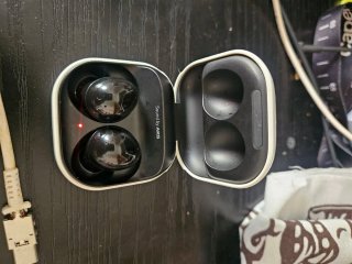 Lote Samsung Galaxy Watch y Auriculares