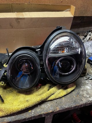 Faros Mercedes W210