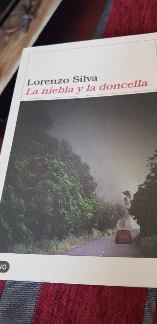 LA Niebla Y LA Doncella (Spanish Edition)