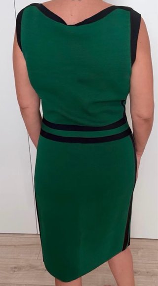 Vestido Carolina Herrera verde sin estrenar