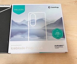 Samsung Galaxy Z Fold7 512GB + Caricabatterie 25W