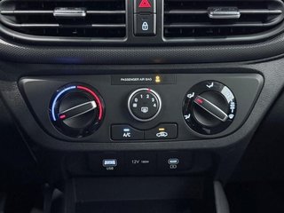 Hyundai i10 1.0 Klass AT 46 kW (63 CV)
