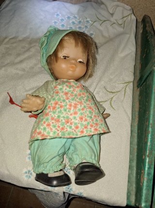 Muñeca antigua años 70