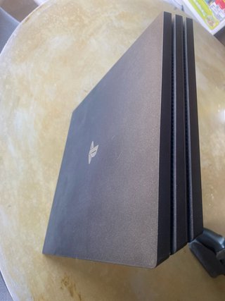 PS4 Pro 1TB Nero