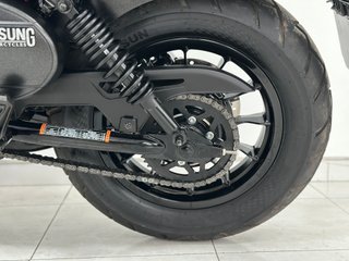 HYOSUNG AQUILA GV 125 S BOBBER