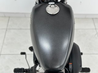 HYOSUNG AQUILA GV 125 S BOBBER