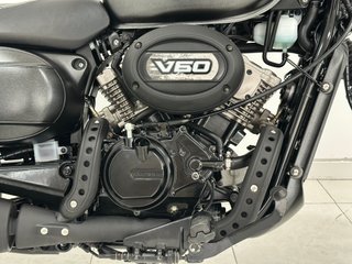 HYOSUNG AQUILA GV 125 S BOBBER