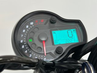 HYOSUNG AQUILA GV 125 S BOBBER