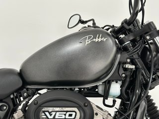 HYOSUNG AQUILA GV 125 S BOBBER