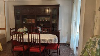 Conjunto de salón madera oscura