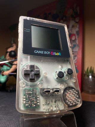Nintendo Game Boy Color Skeleton + Pokémon Cristal
