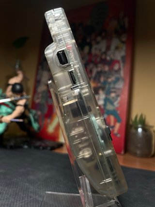 Nintendo Game Boy Color Skeleton + Pokémon Cristal