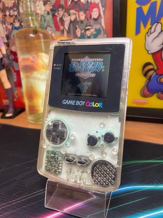 Nintendo Game Boy Color Skeleton + Pokémon Cristal