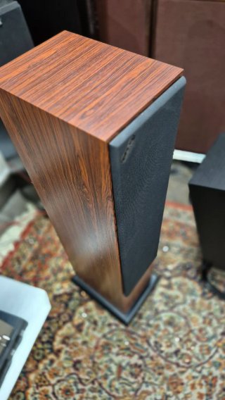 Altavoces AE 109