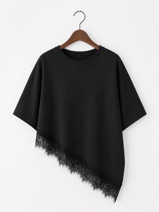Camiseta negra con encaje