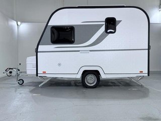 Caravana Modelo 330